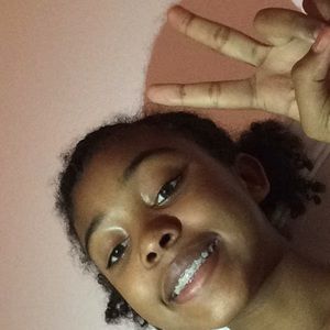 Meet your Posher, Aja